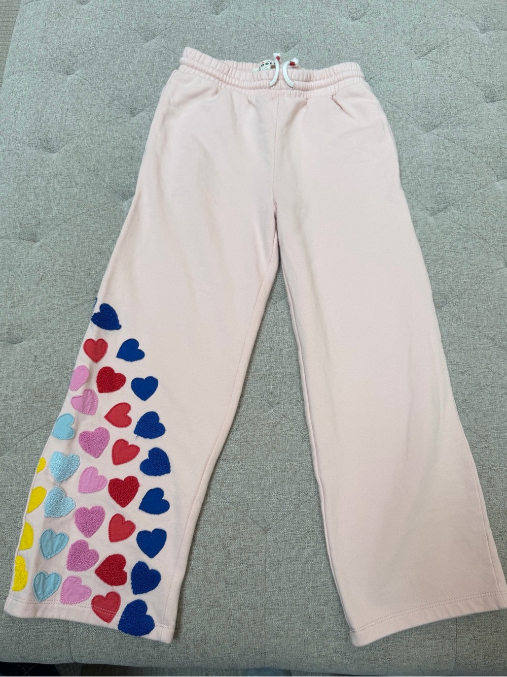 EUC MINI BODEN HEART RAINBOW APPLIQUÉ PINK SWEATPANTS SIZE 9-10